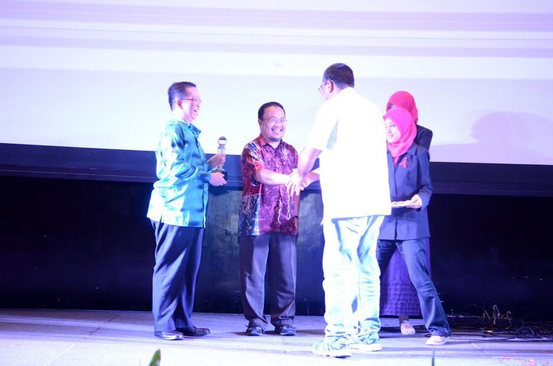 Hi tea alumni  14  207